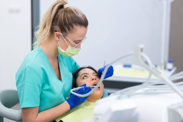 Best Dentist for Tooth Abscess  in East Mckeesport, PA